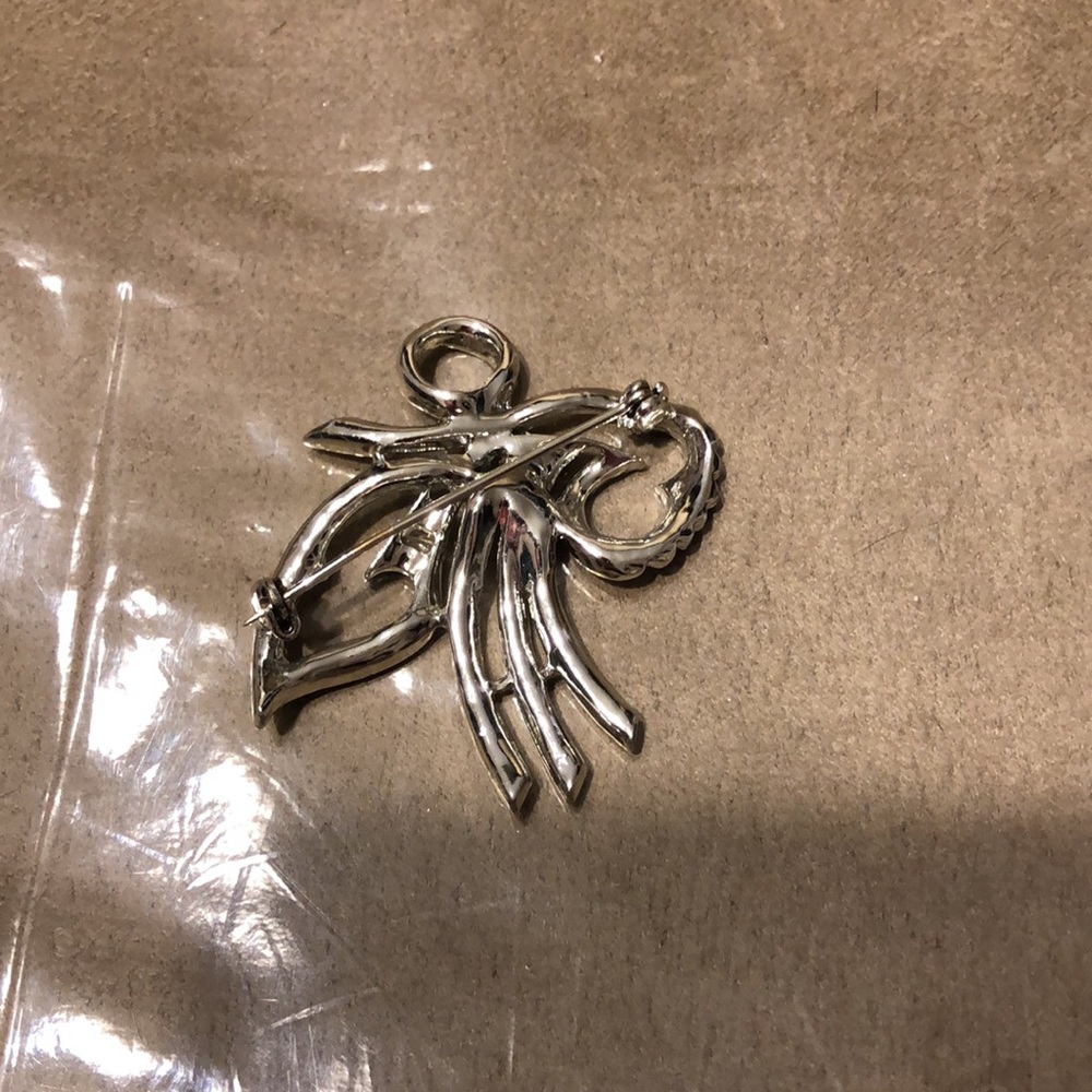 Gorgeous Vintage🥳HP🥳Rhinestone Bow Pin - Picture 3 of 3
